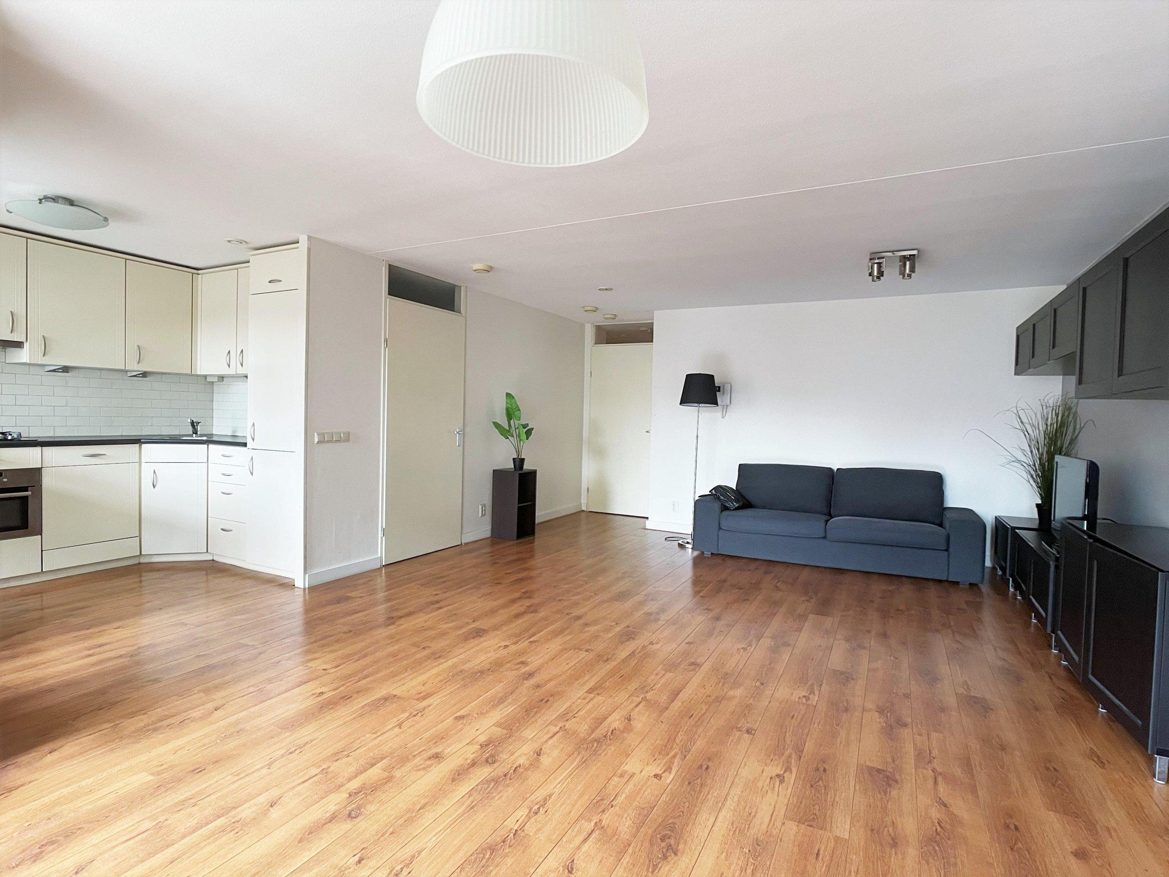 Woning te huur: Brinkweg, Hilversum