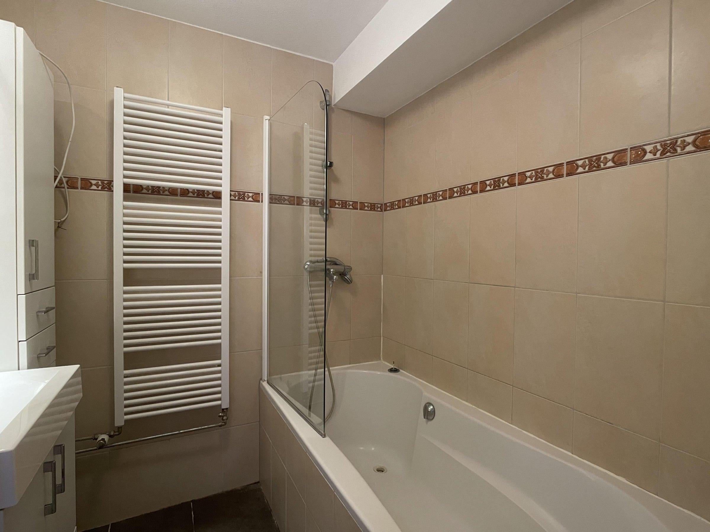 Woning te huur: Brinkweg, Hilversum