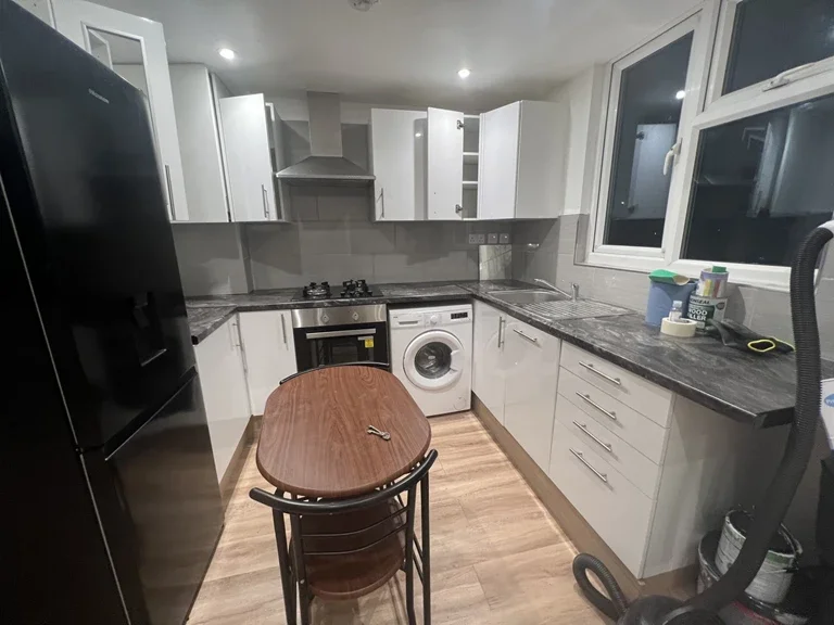 Flat Portsdown Mews in Greater London