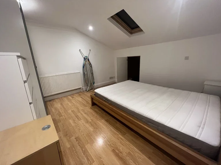 Flat Portsdown Mews in Greater London