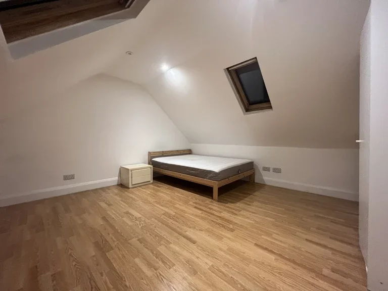 Flat Portsdown Mews in Greater London