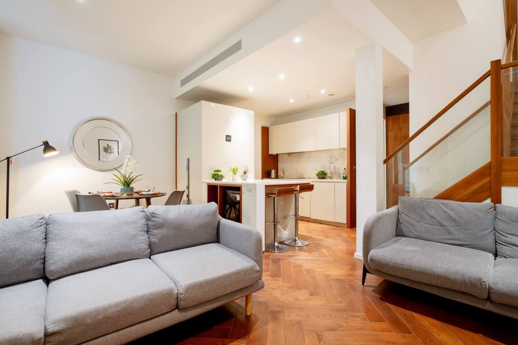 Flat New Mill Road in Greater London