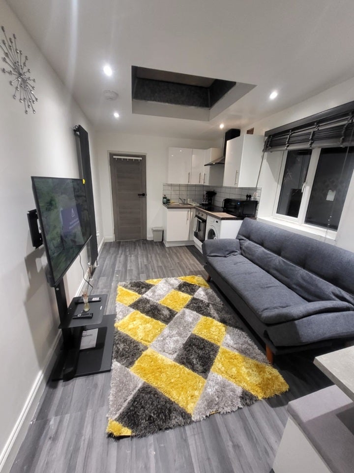 Room Staveley Gardens in Greater London