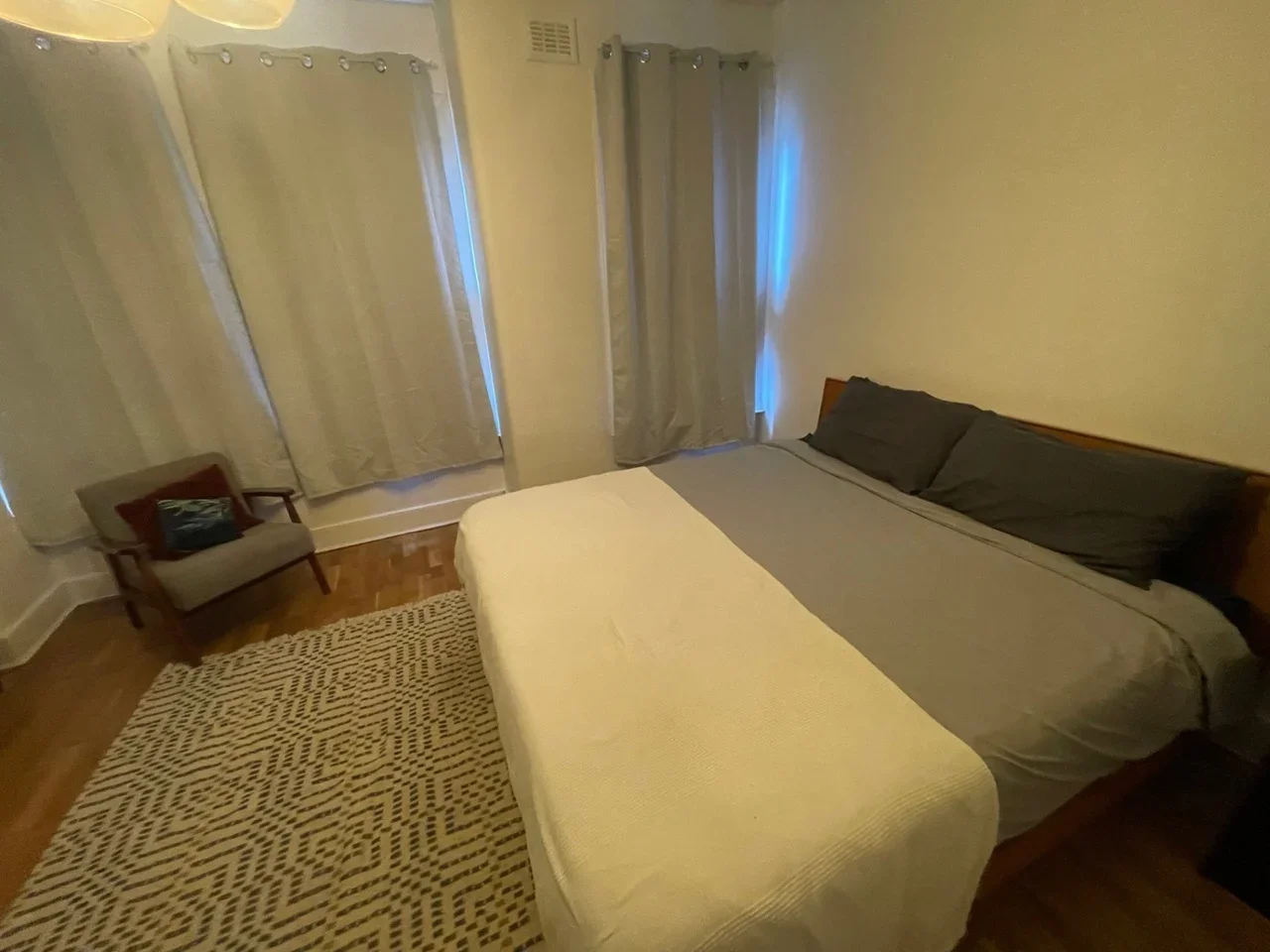 Room Stephendale Road in Greater London