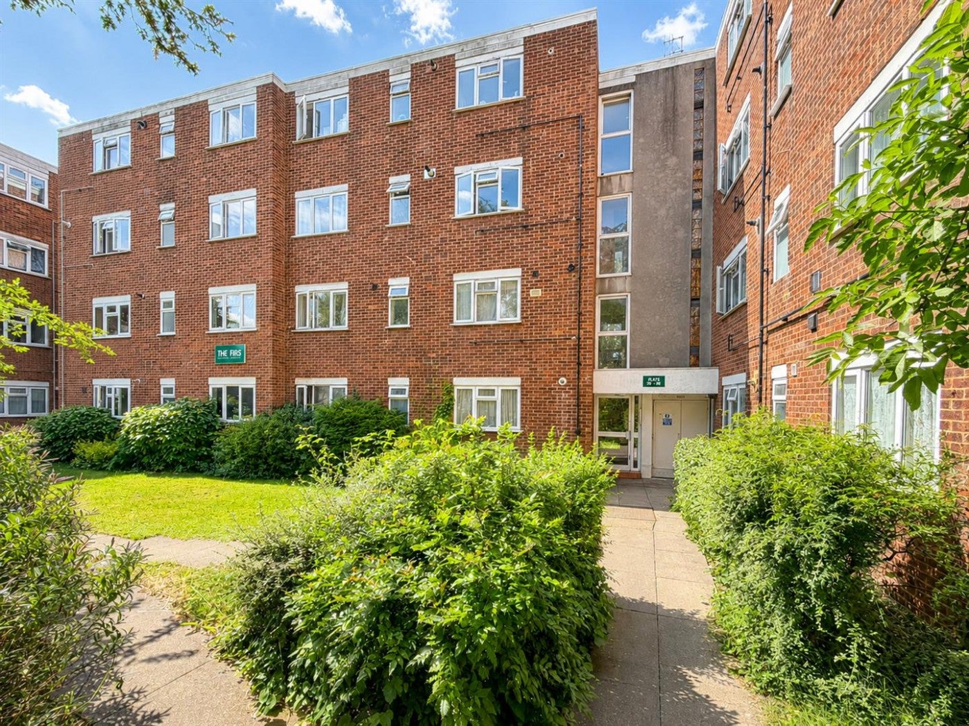 Flat Alexandra Road in Greater London