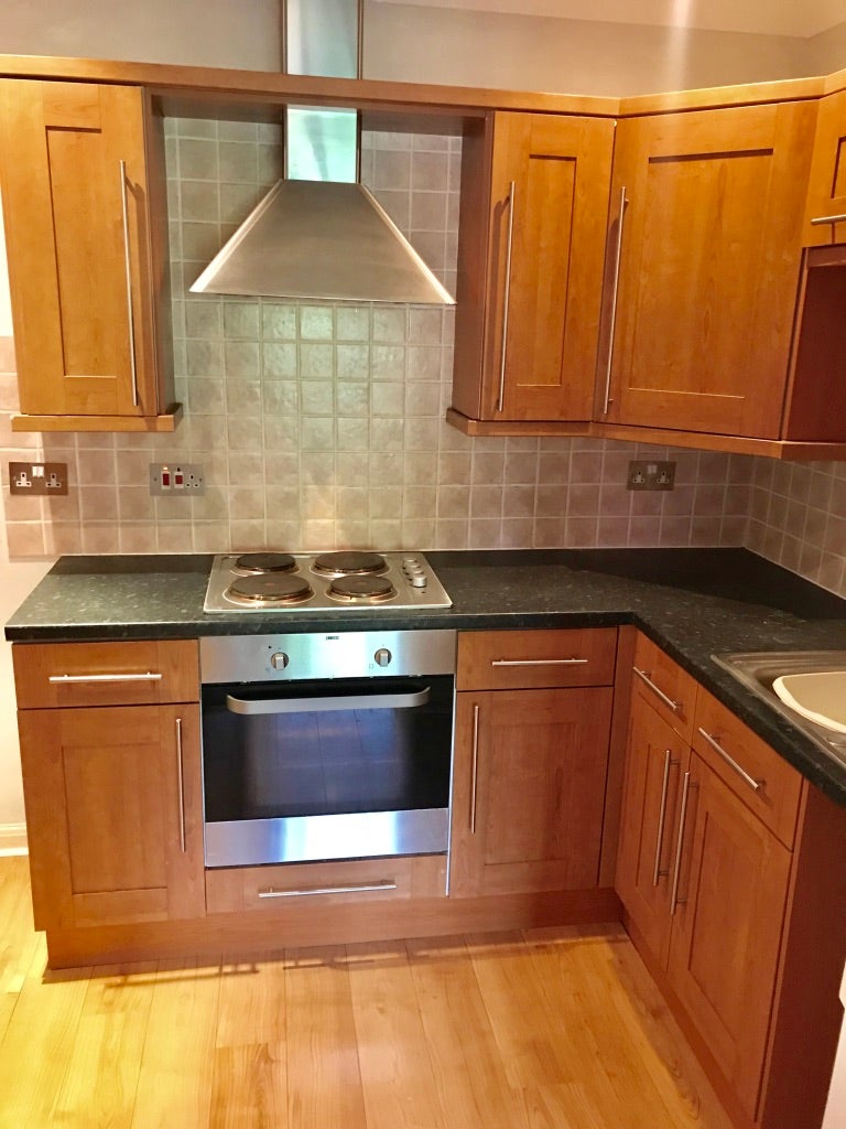 Flat Blenheim Chase in Southend-on-Sea