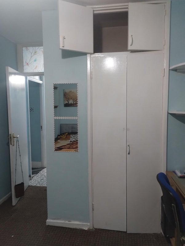 Room Shortlands in Greater London