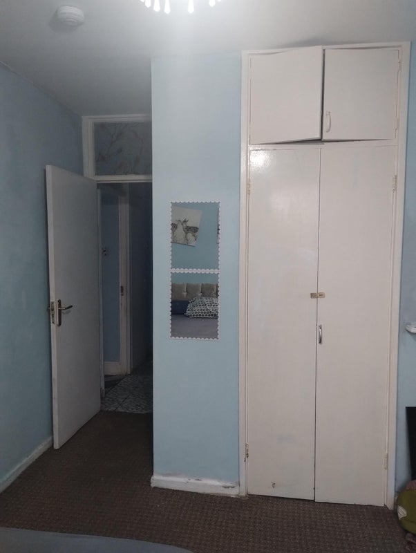 Room Shortlands in Greater London