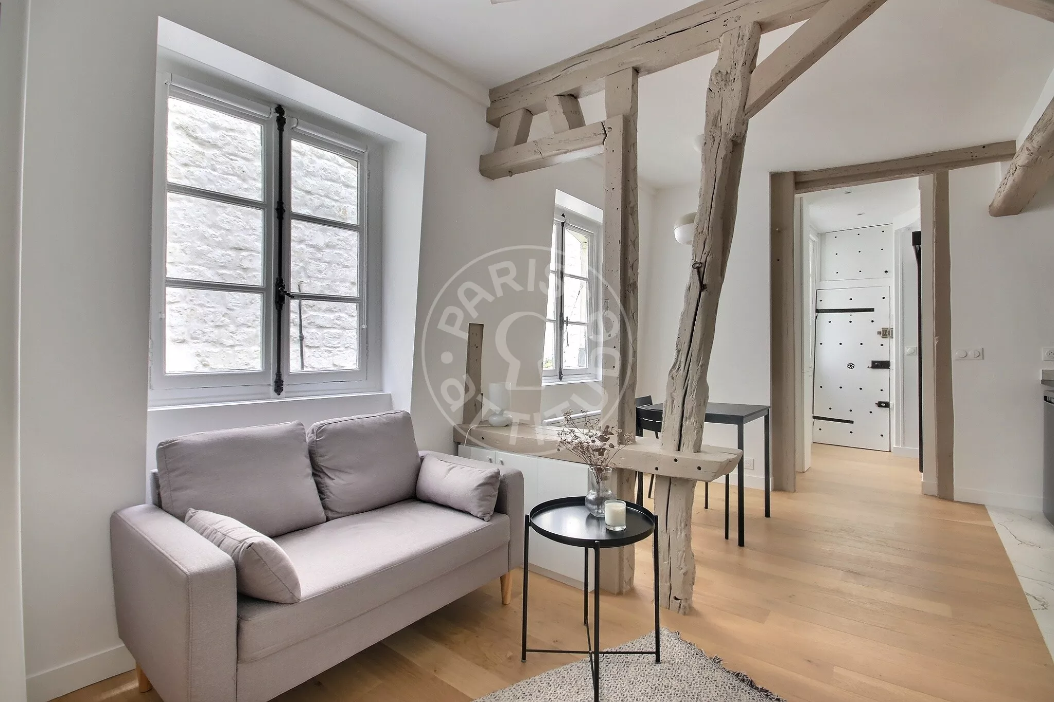 Appartement Rue Saint-Roch à Paris