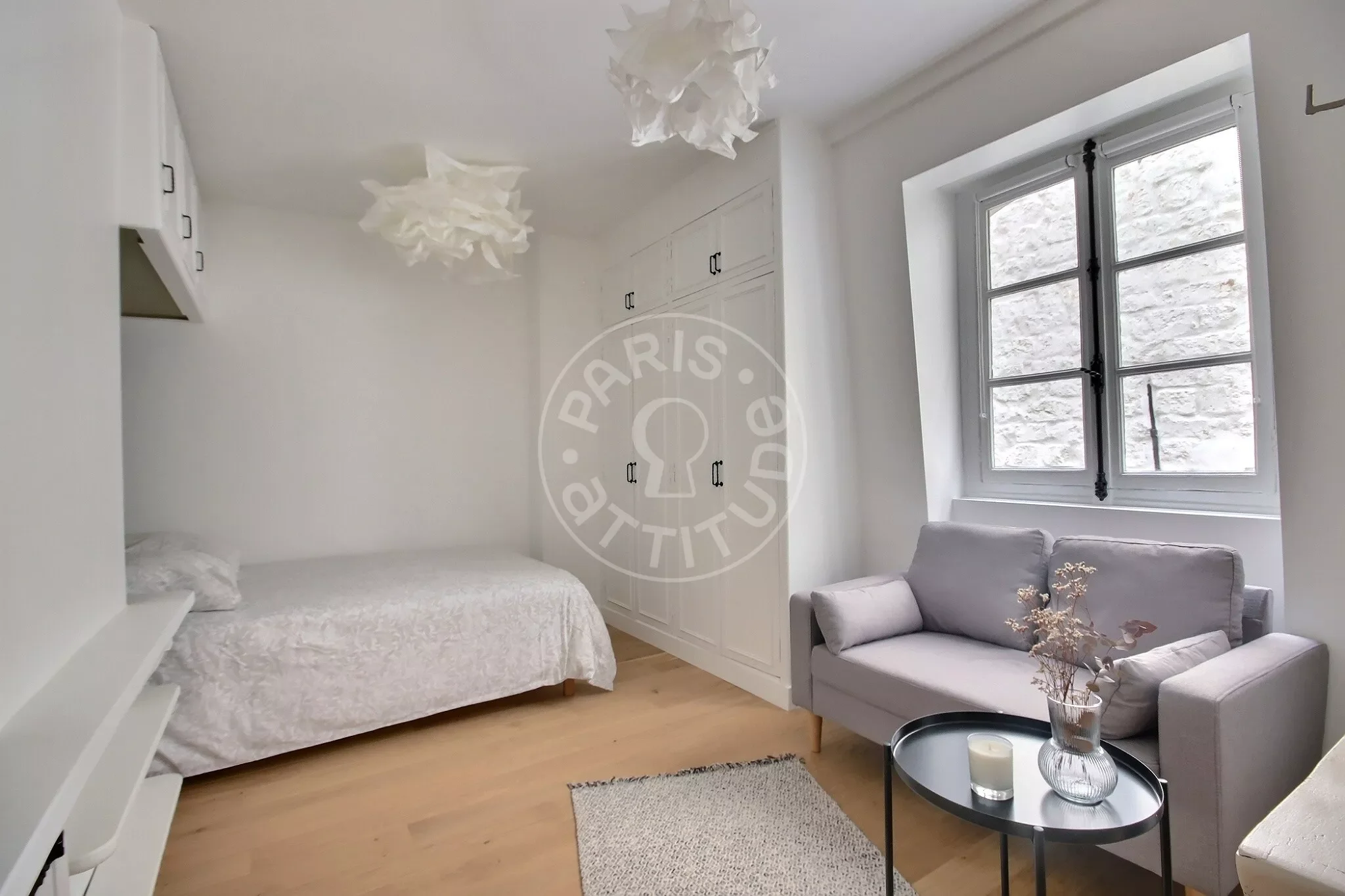 Appartement Rue Saint-Roch à Paris
