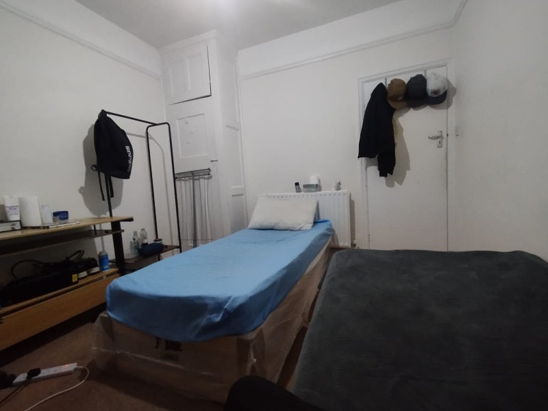Room Woodcombe Crescent in Greater London