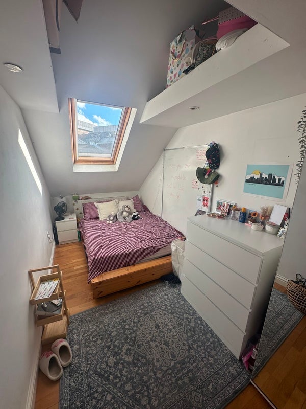 Room The Broadway in Greater London