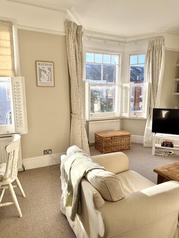 Room Kyrle Road in Greater London