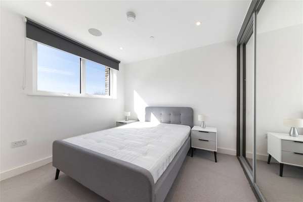 Flat New Tannery Way in Greater London