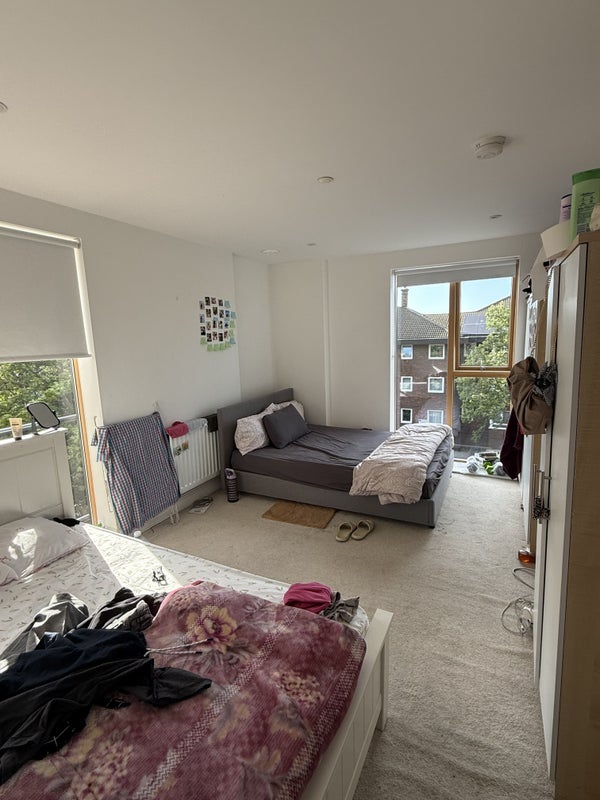 Room Wellington Street in Greater London