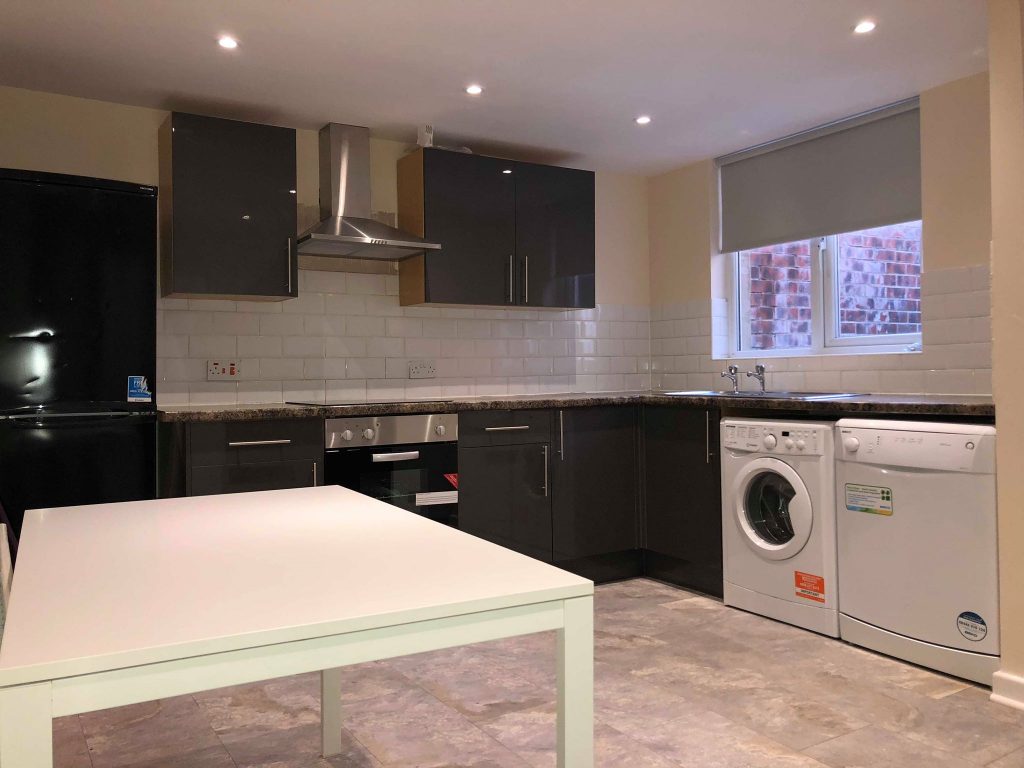 Flat Headingley Mount in Leeds