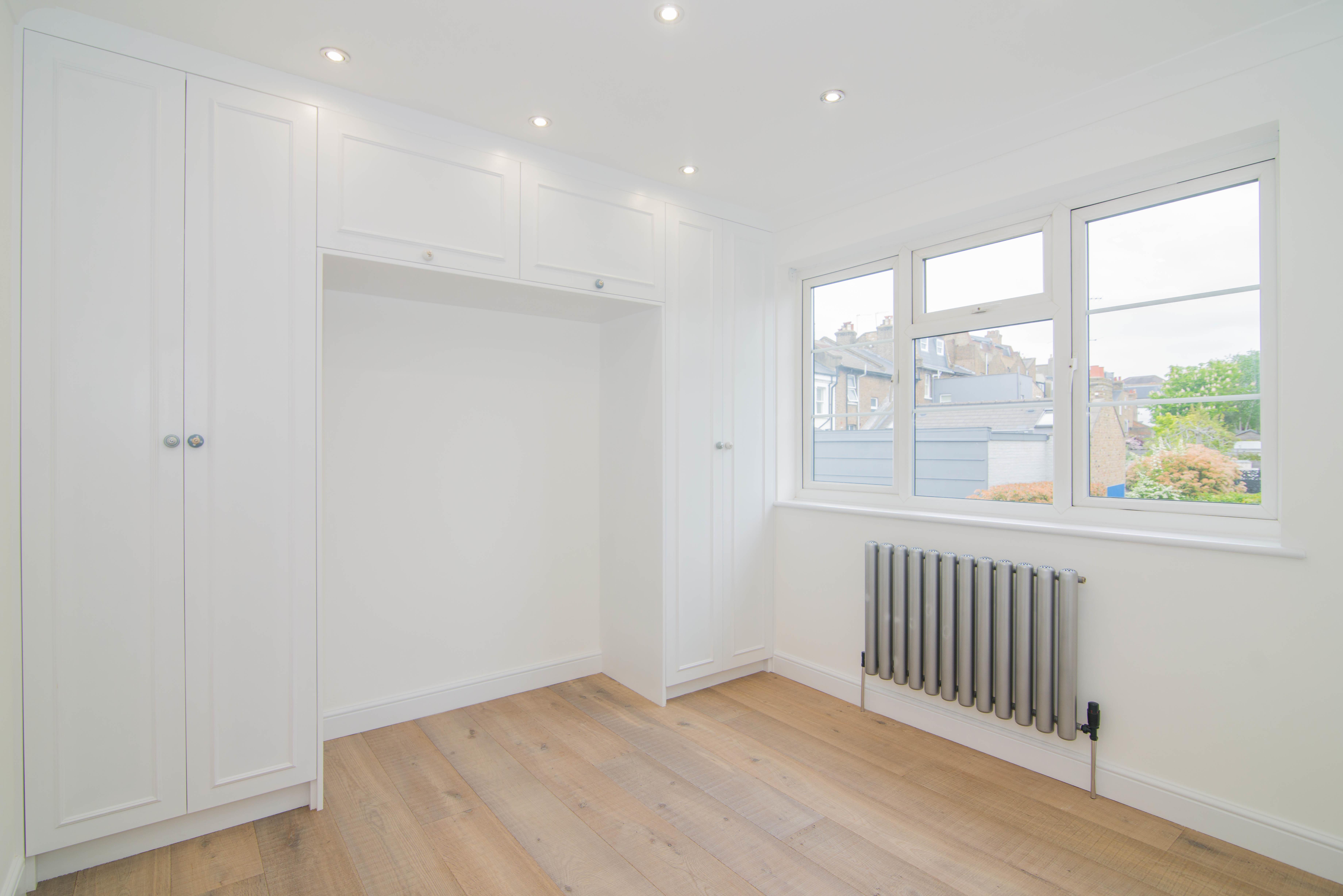 Flat Northcote Road in Greater London