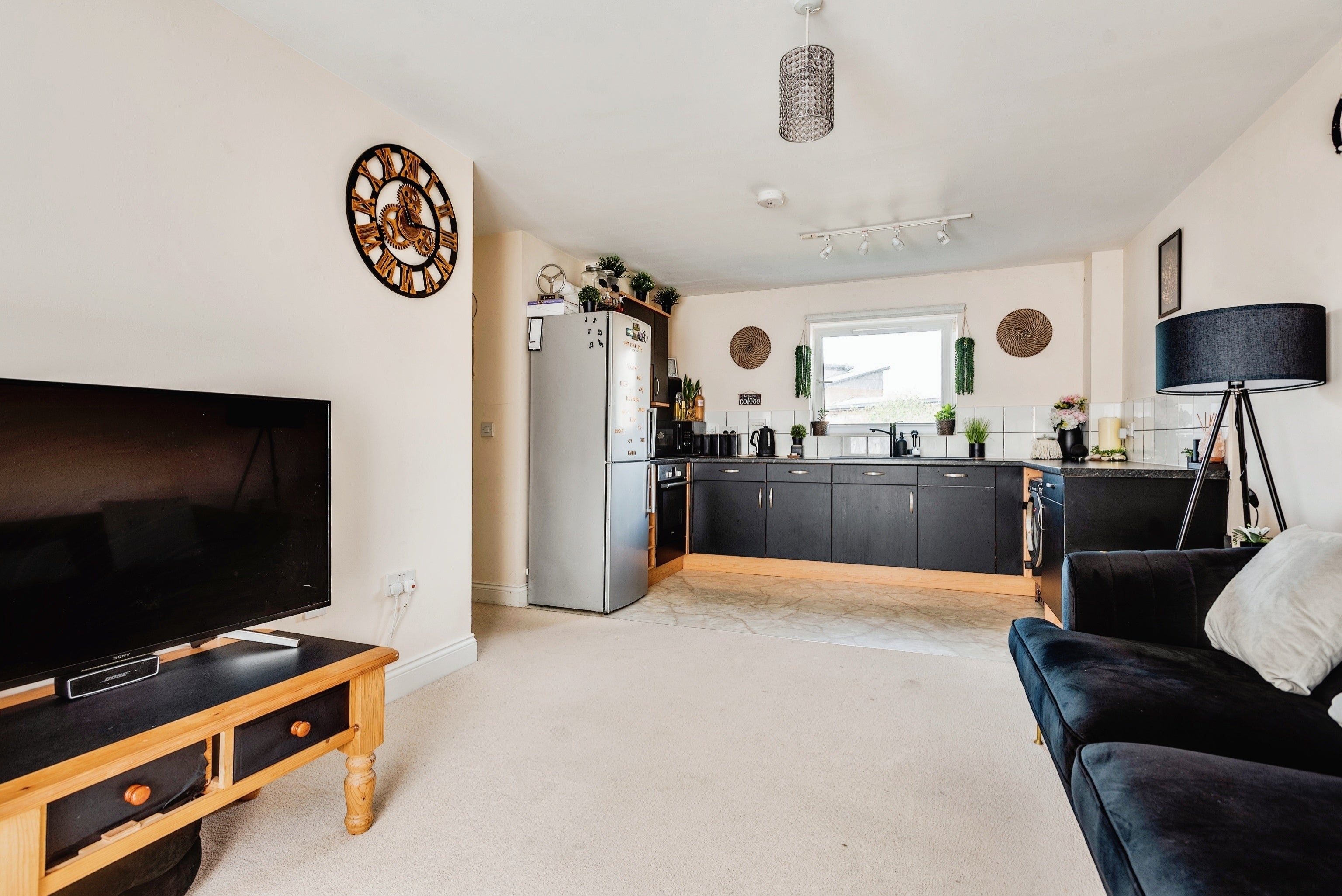 Flat Pasteur Drive in Swindon