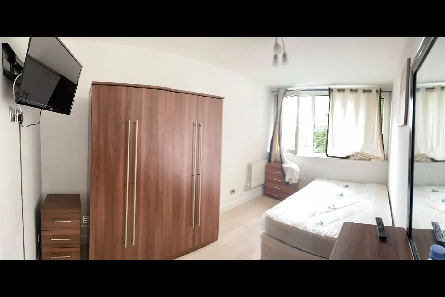 Room Ibsley Gardens in Greater London