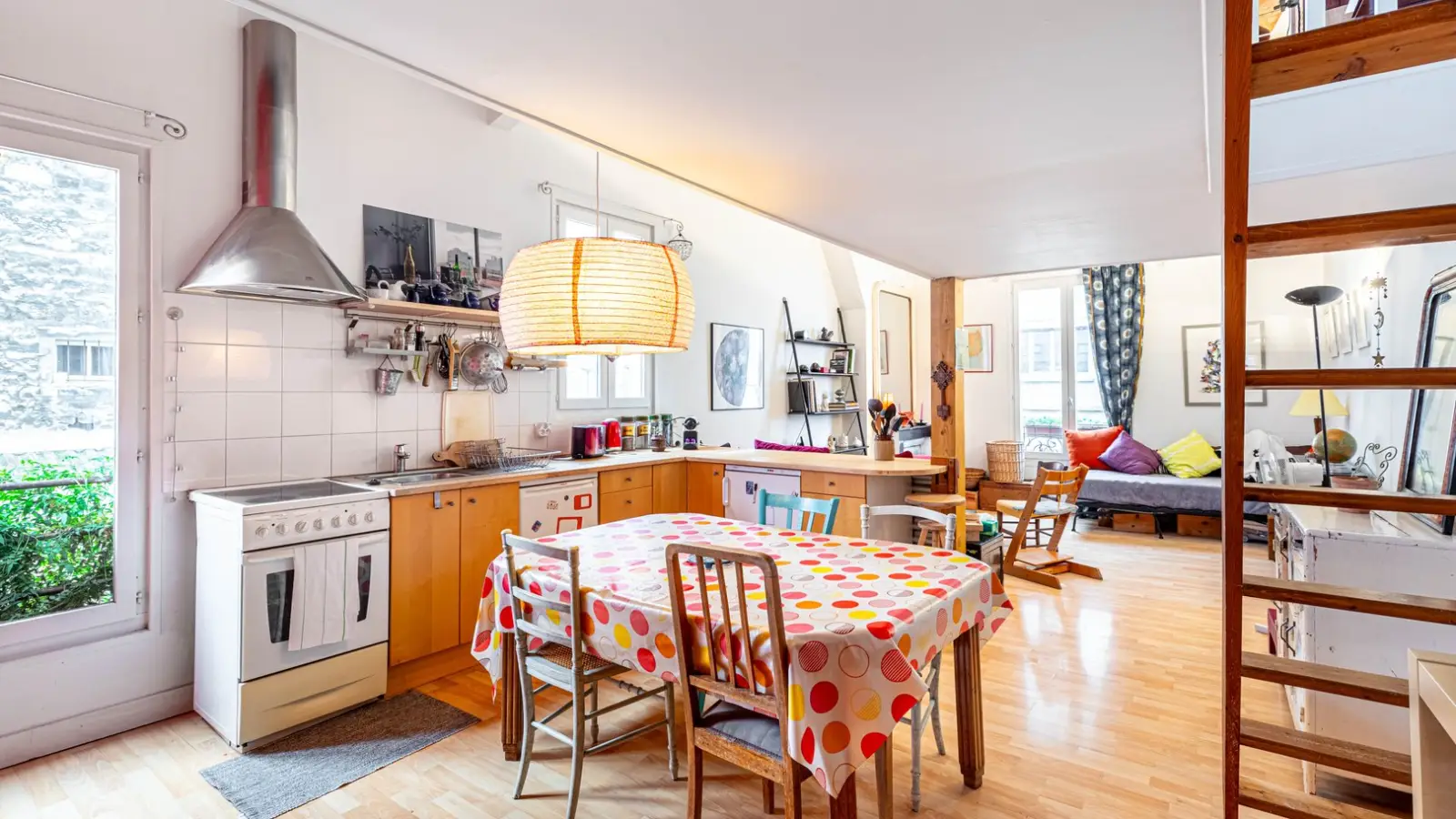 Flat Rue du Docteur Potain in Paris