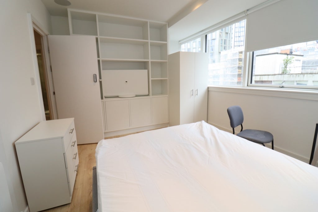 Room Globe Road in Greater London