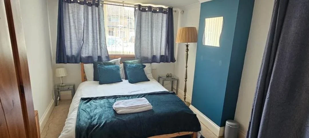 Room Copper Beech Close in Windsor