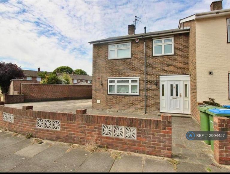 Room Chalcombe Road in Greater London