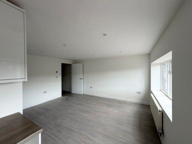 Flat Walker Avenue in Milton Keynes