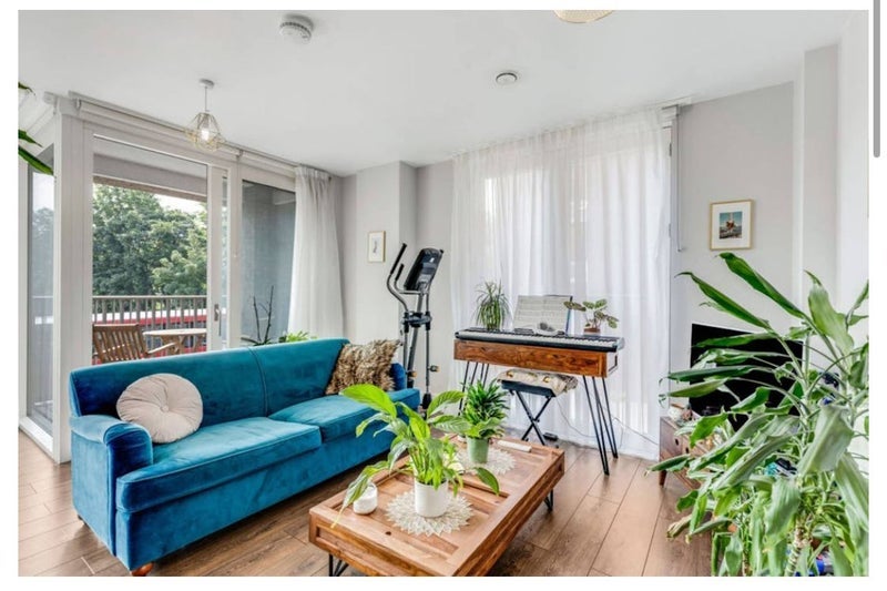 Room Brixton Hill in Greater London