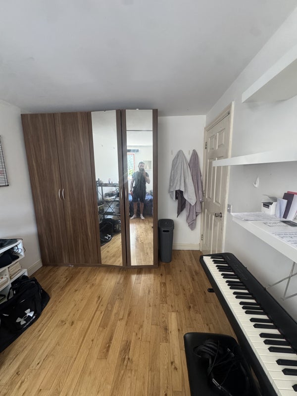 Room Scott Street in Greater London