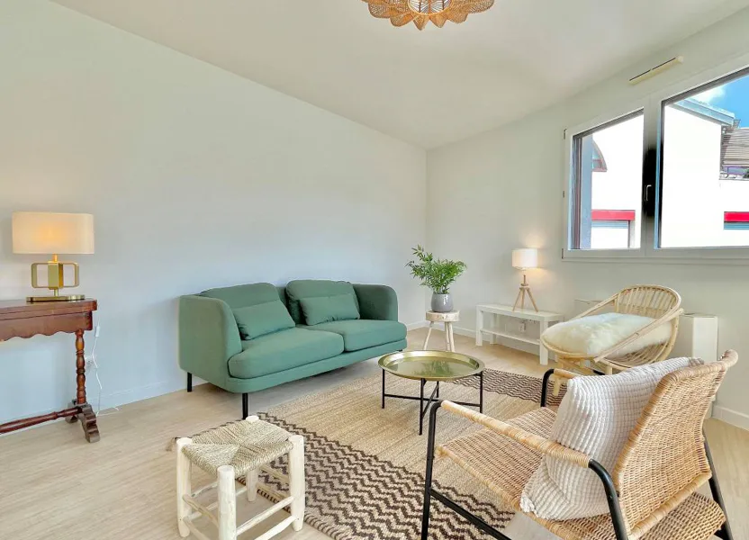 Flat Rue des Charmettes in Villeurbanne
