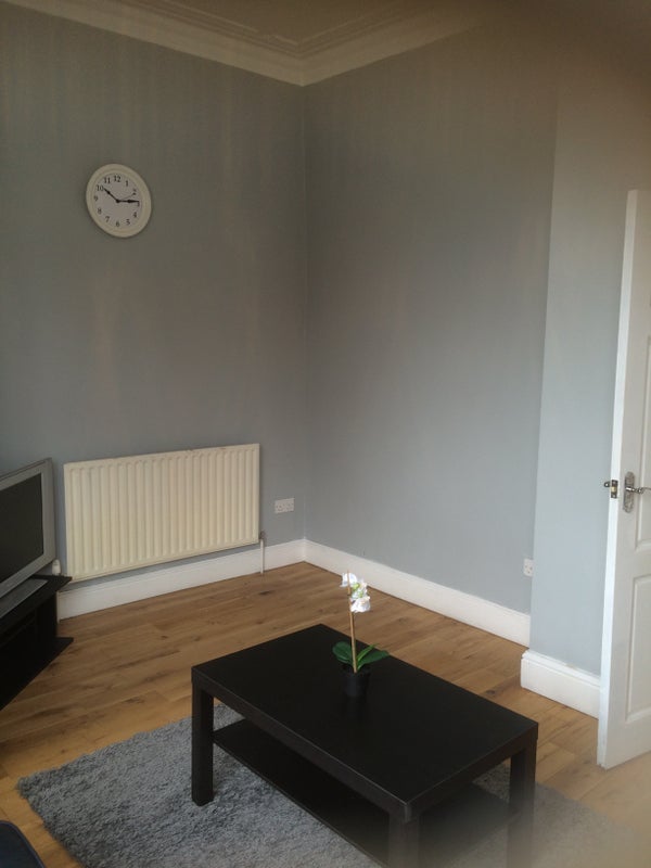 Flat Estcourt Avenue in Leeds