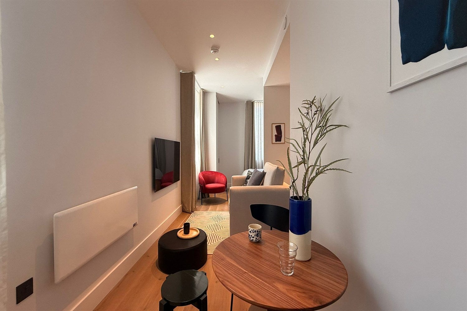 Flat Gloucester Road in Greater London