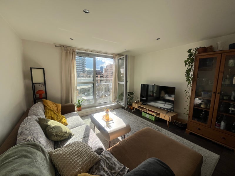 Room Southgate Road in Greater London
