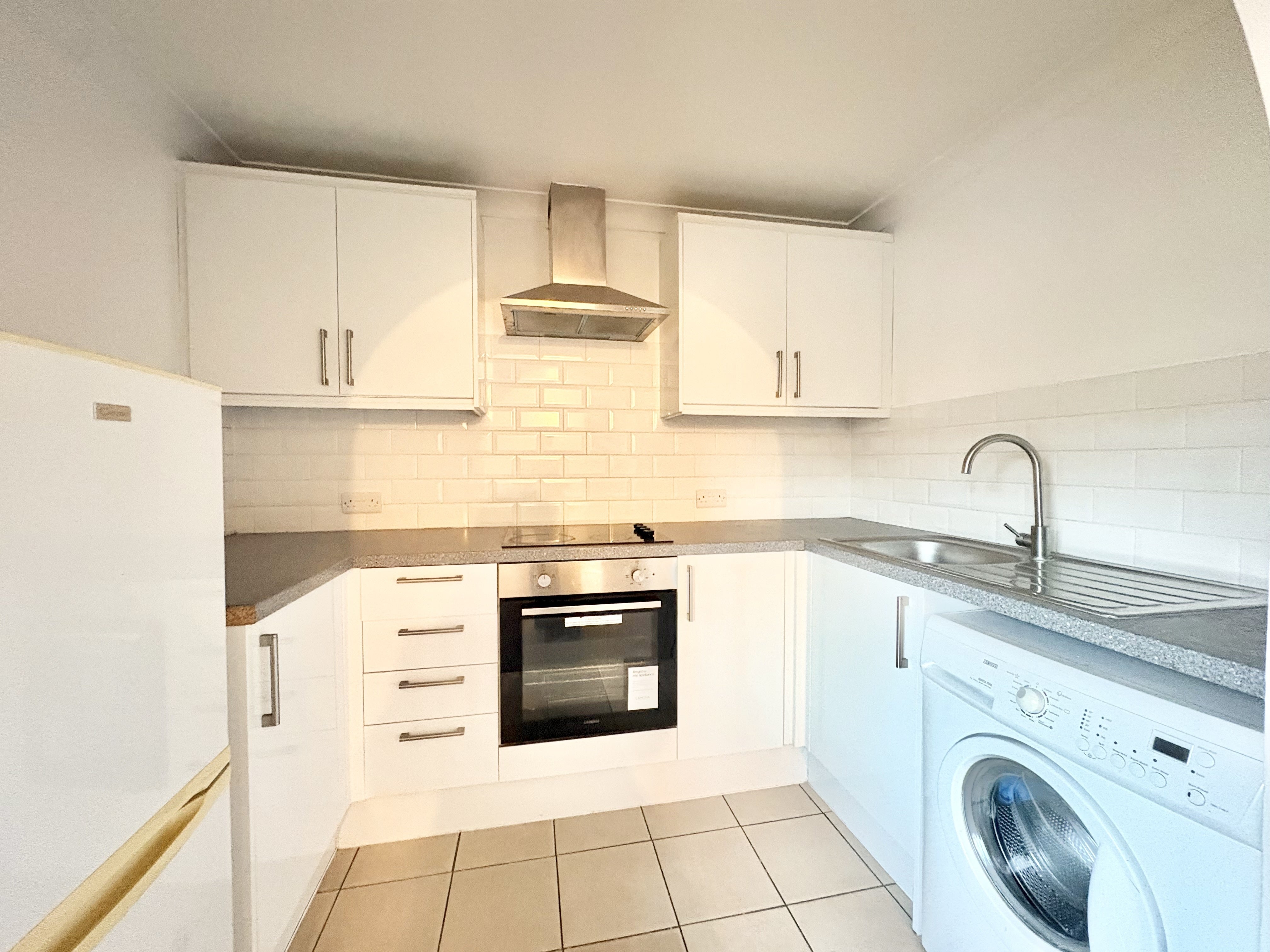 Flat Milton Road in Havant