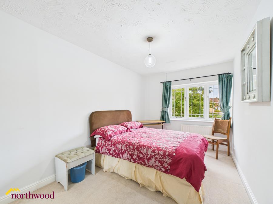 Flat Rawlins Close in Cherwell District