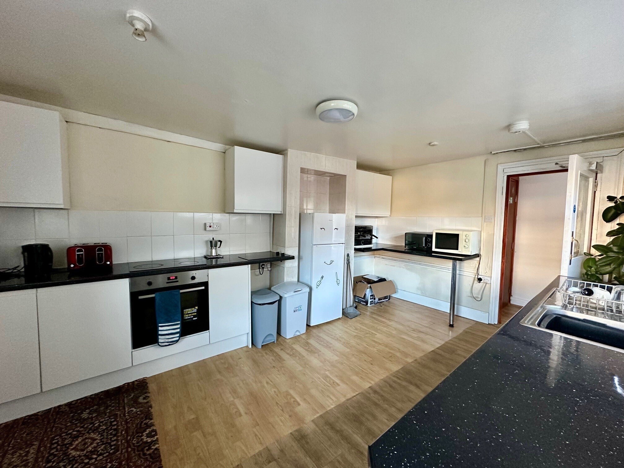 Room Privett Road in Gosport