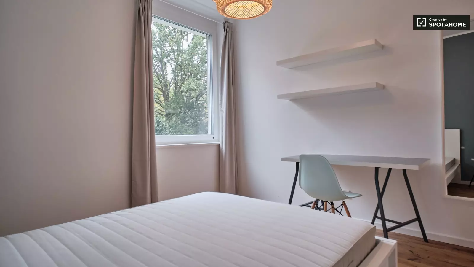 Wohnung Nazarethkirchstraße in Berlin