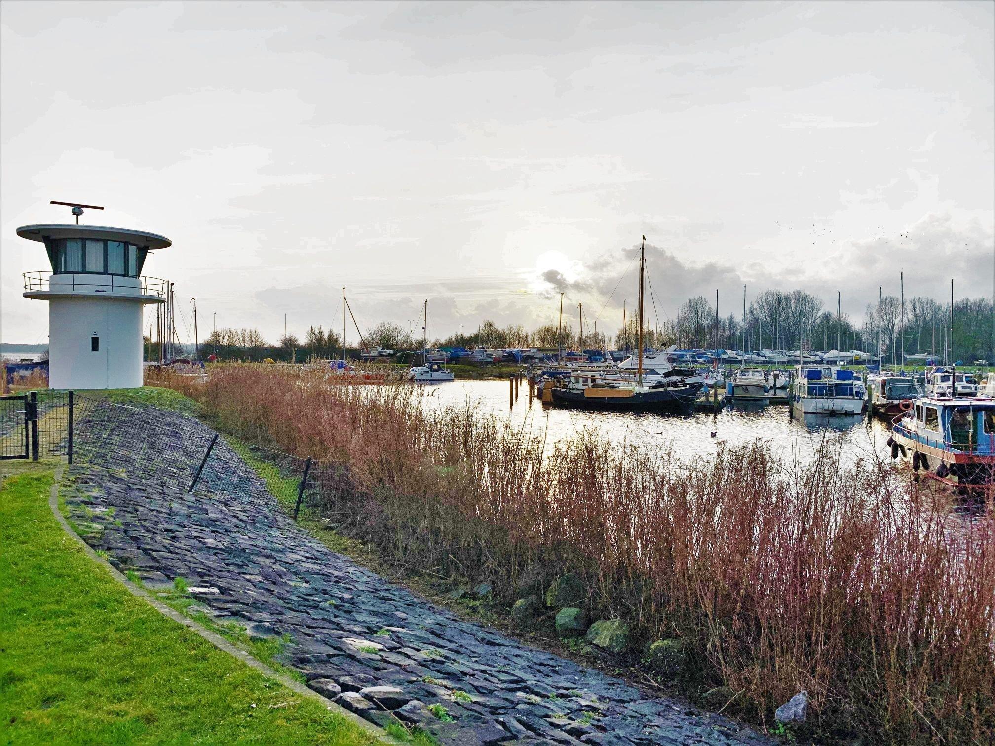 Appartement te huur: Havenhoofd, Almere