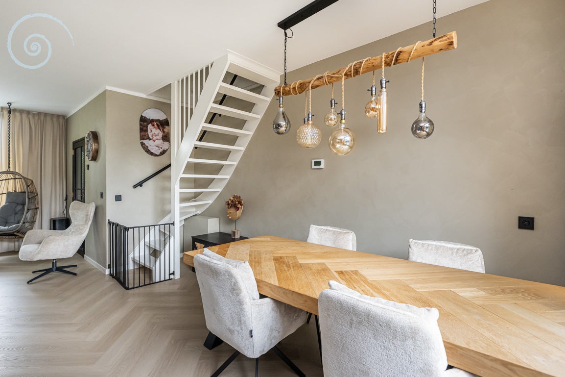 Tussenwoning te koop: Dahliapad 19, Stellendam
