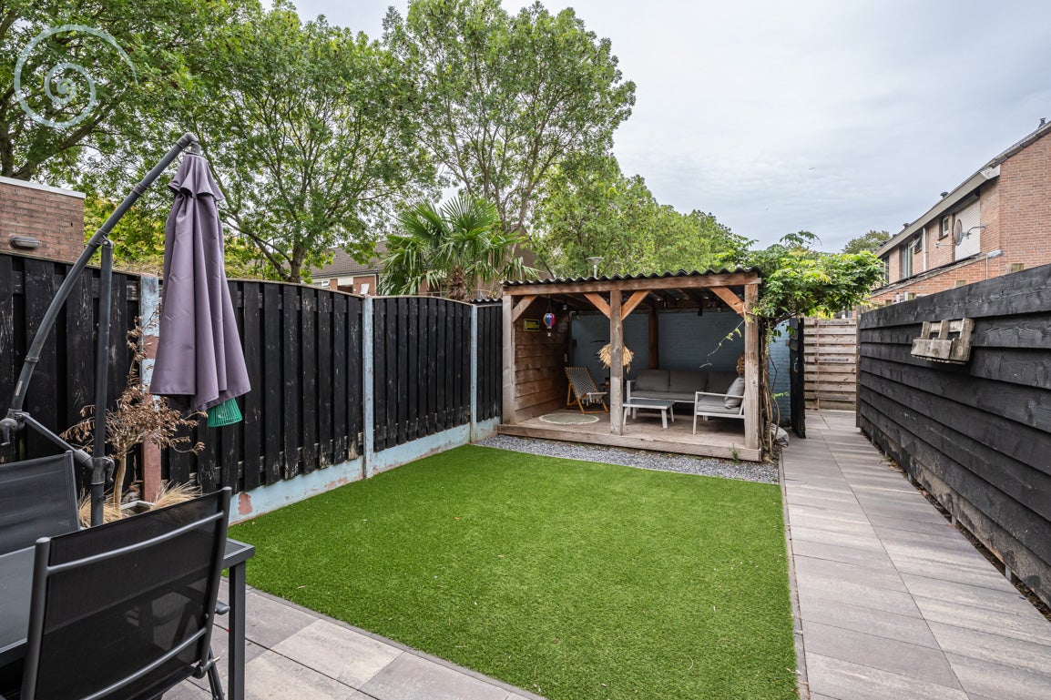 Tussenwoning te koop: Dahliapad 19, Stellendam