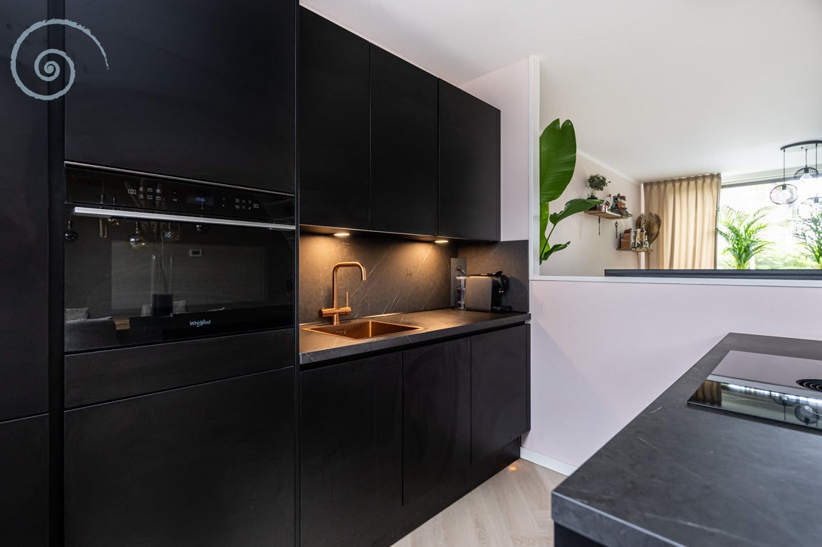 Tussenwoning te koop: Dahliapad 19, Stellendam