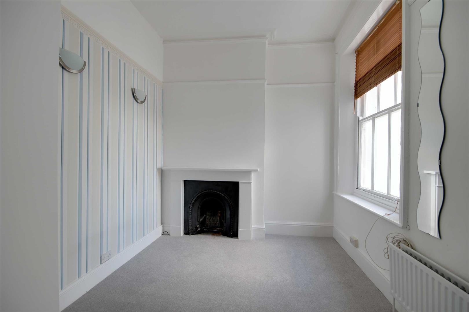Flat Merton Terrace in Worthing