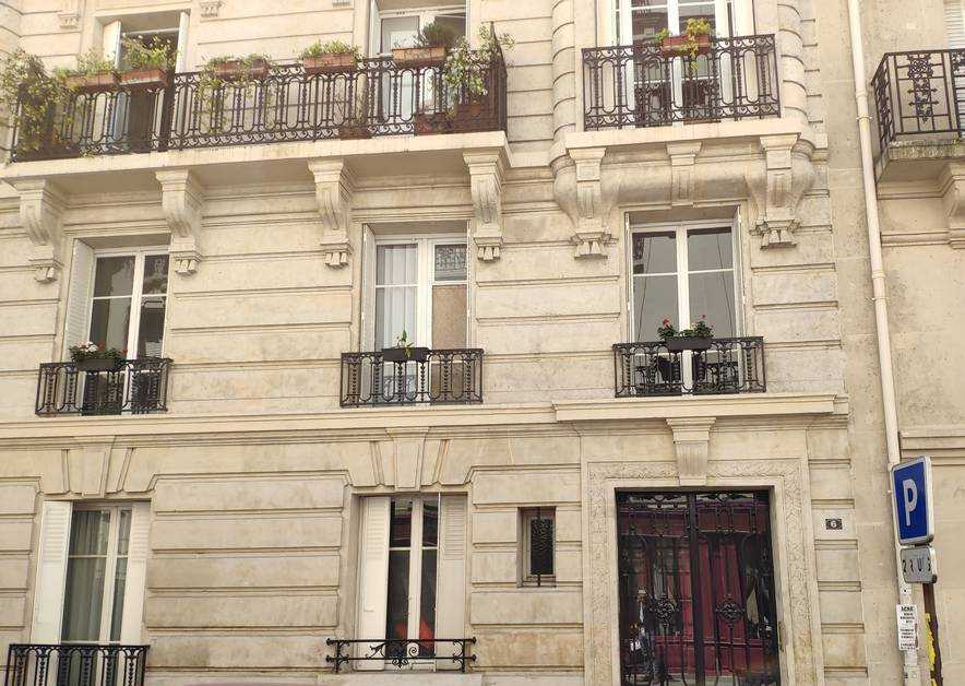 Flat Rue de Langeac in Paris