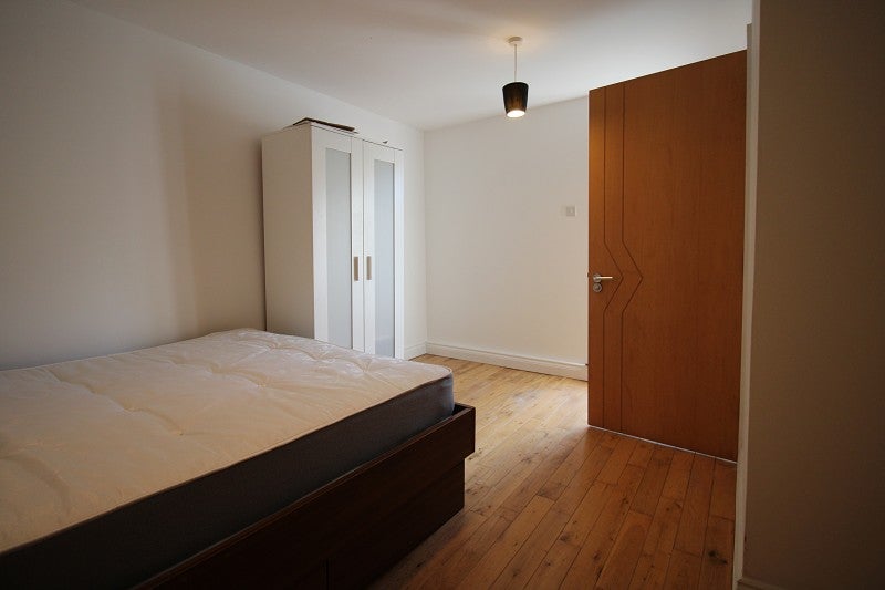 Flat Alness Road in Manchester