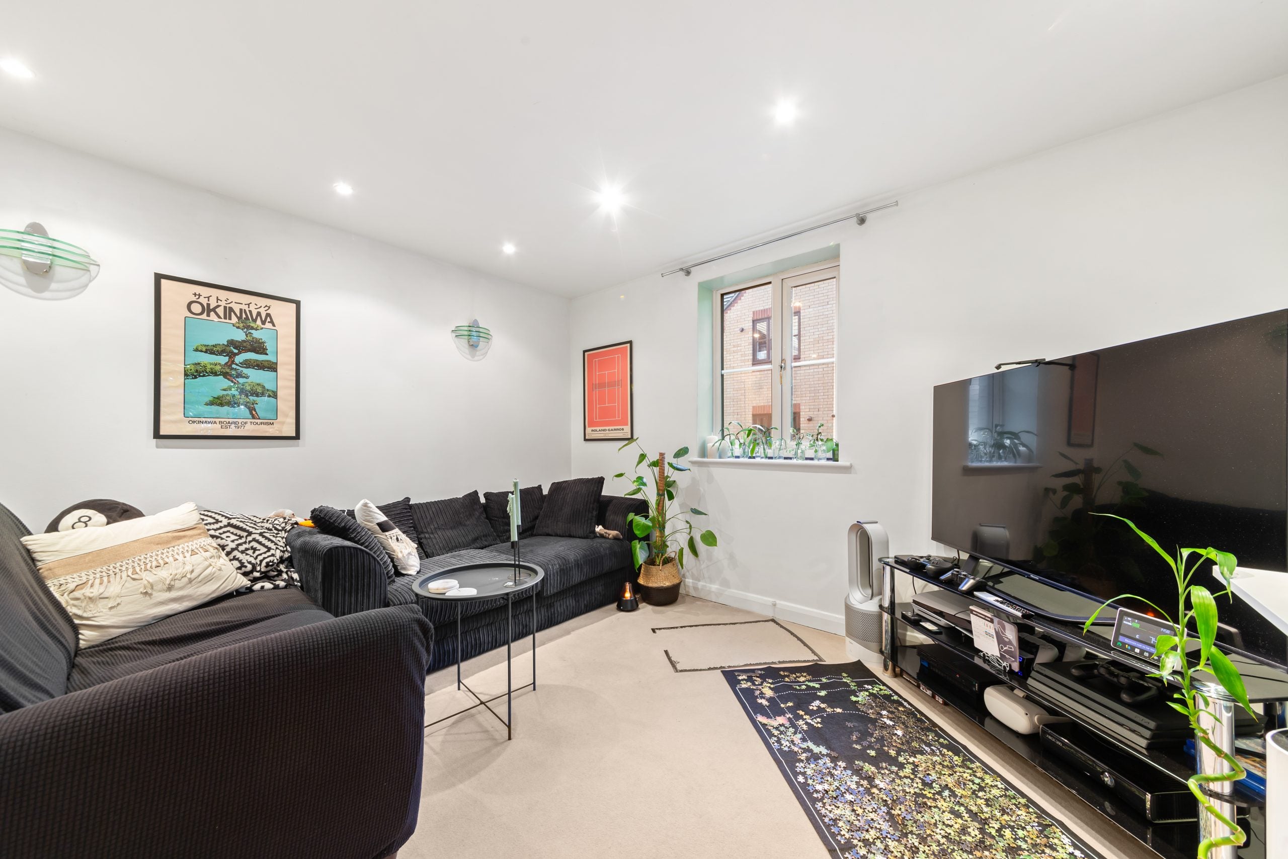Flat Wellington Way in Greater London