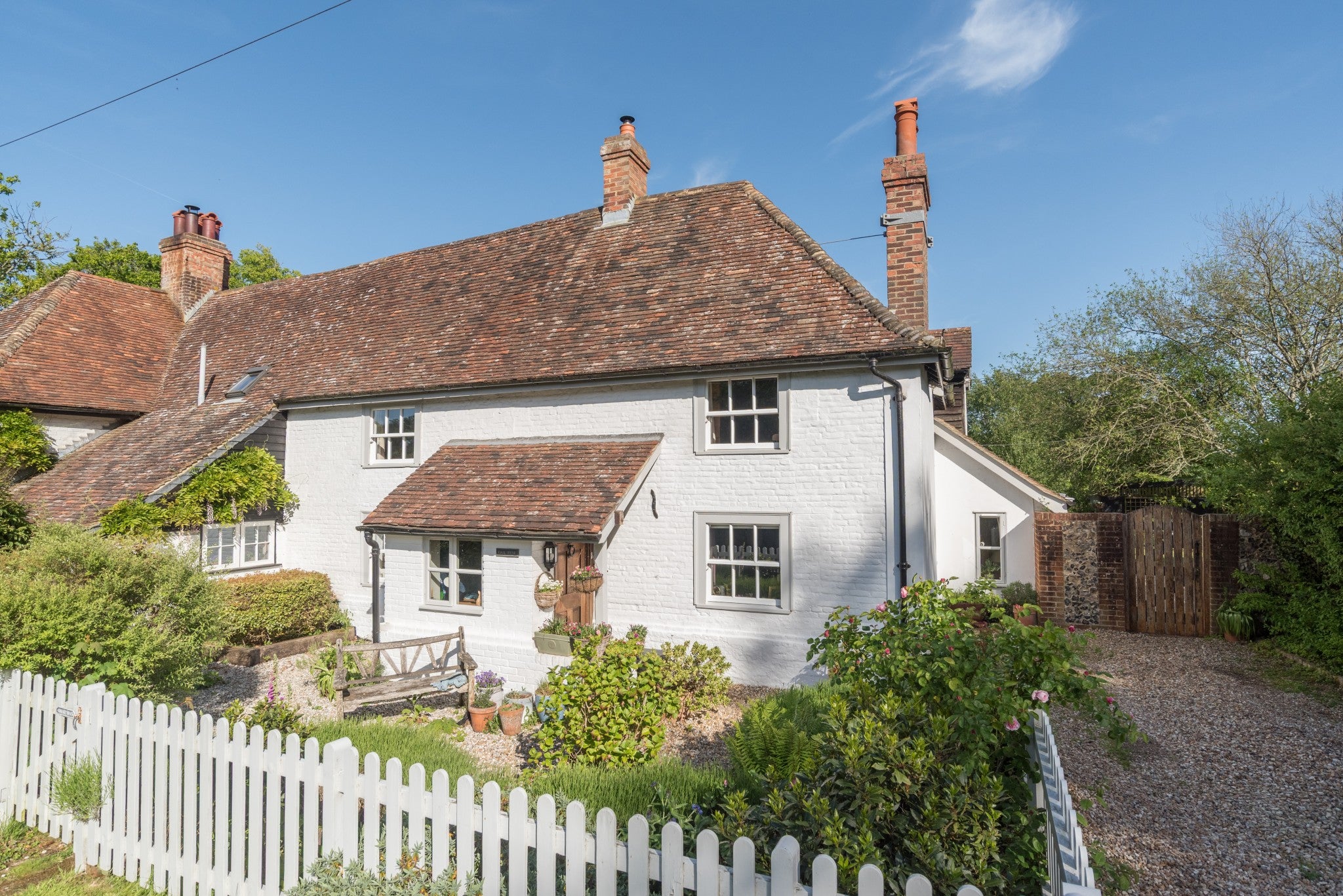 House Forge Hill in Folkestone and Hythe District