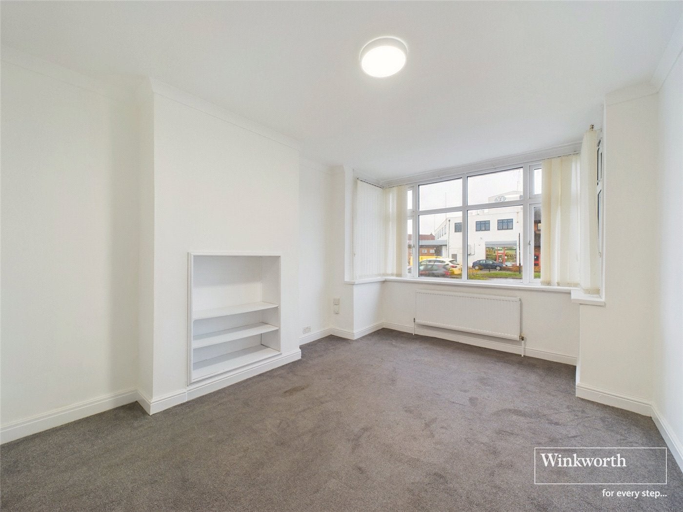 House Honeypot Lane in Greater London