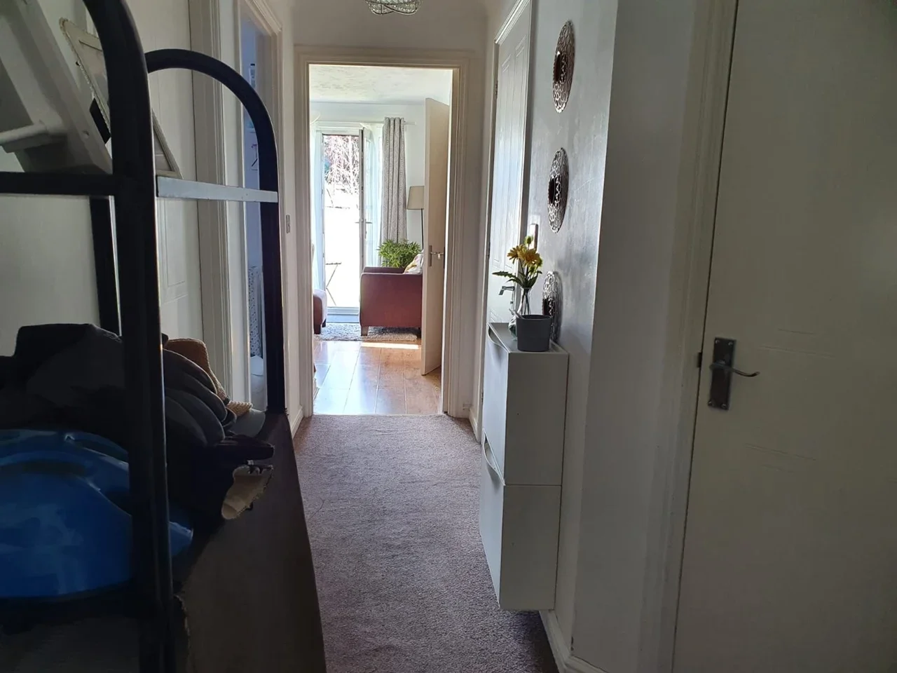 Flat Rawlyn Close in Grays