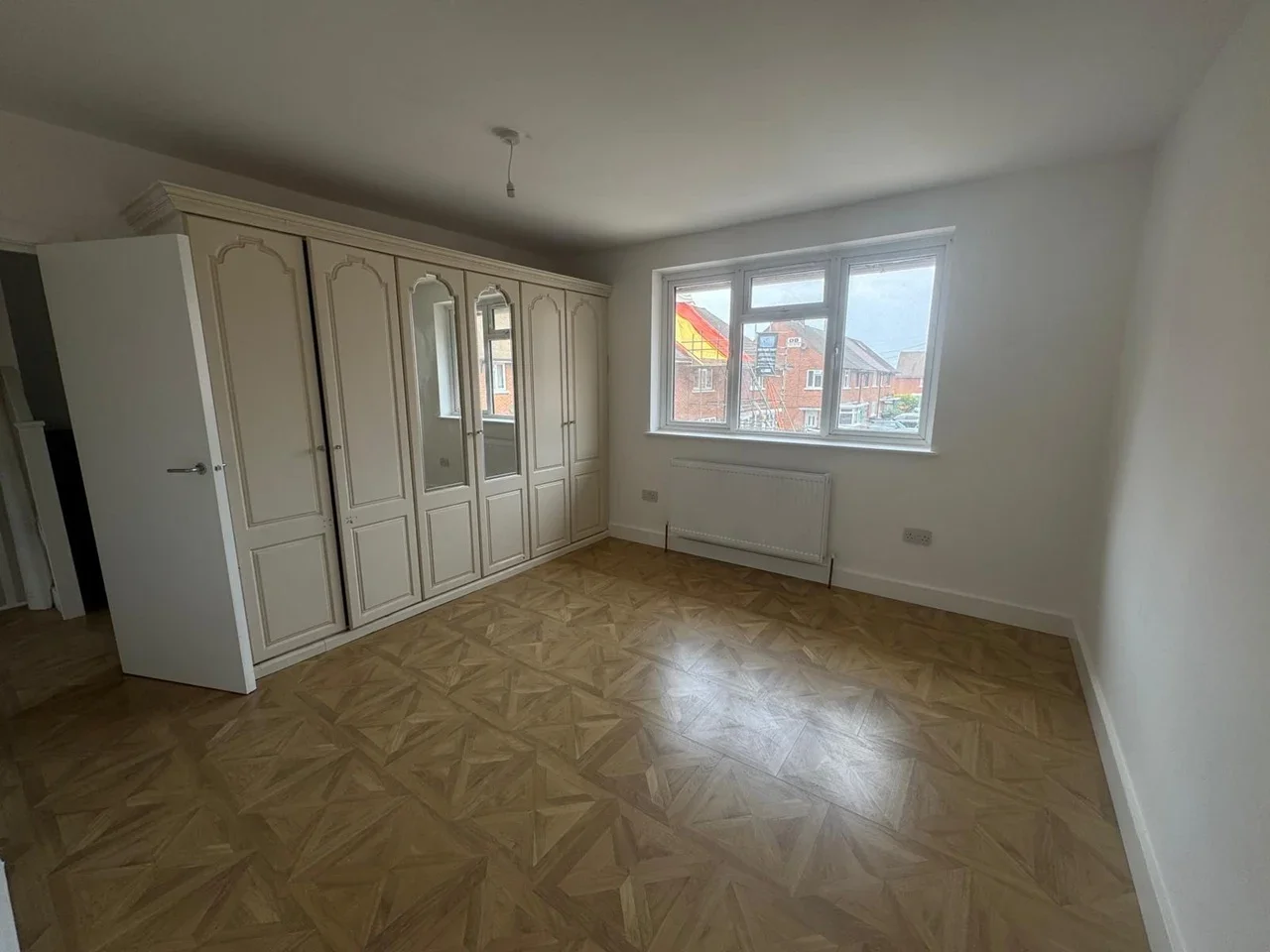 Flat Jonson Close in Greater London